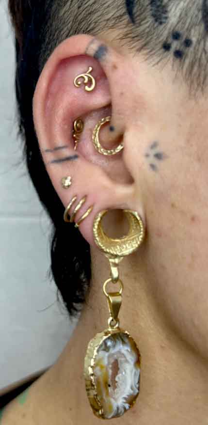 tatuajes-en-orejas-madrid-